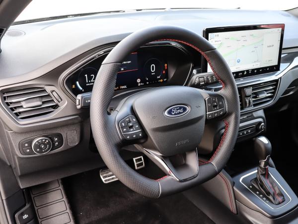 Ford Focus Turnier ST-Line X 155PS Aut. FAP Winter Parking Styling