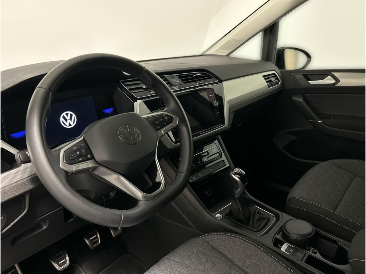 Volkswagen Touran 2.0 TDI MOVE 4x4 CarPlay ACC Navi Virt