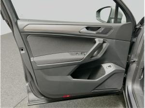 Volkswagen Tiguan Allspace 1:5 TSI DSG Life Black ACC AHK