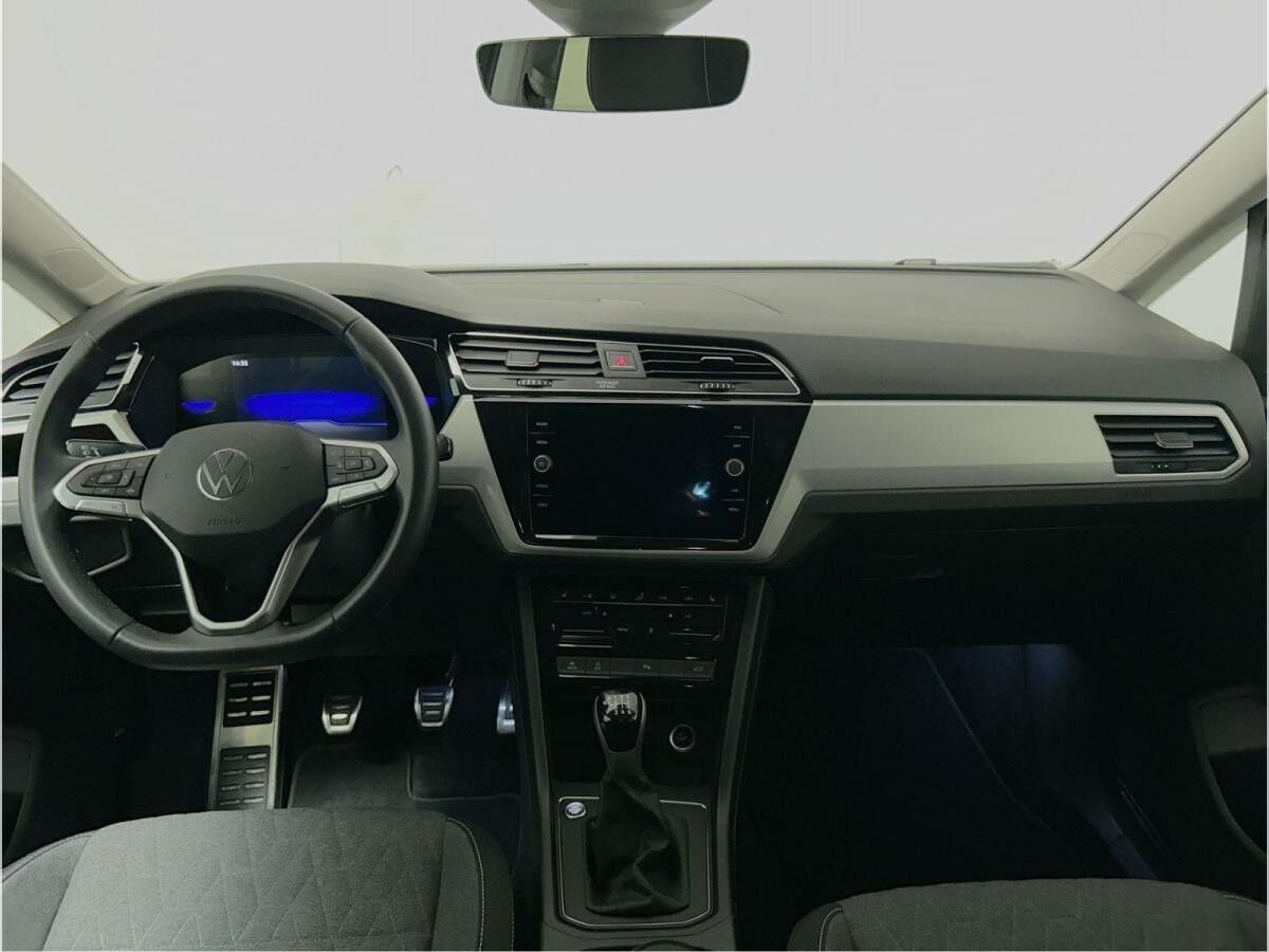 Volkswagen Touran 2.0 TDI MOVE 4x4 CarPlay ACC Navi Virt