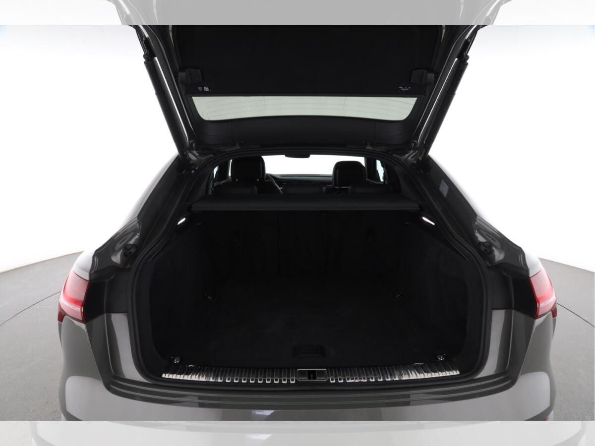 Audi Q8 e-tron Sportback 50 quattro S line