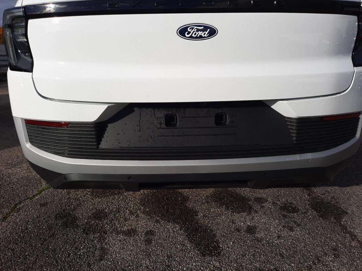 Ford Explorer RWD Premium H ACC 19 Zoll Räder