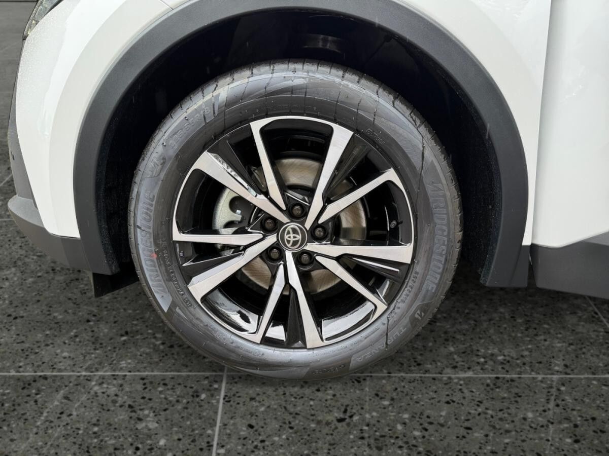 Toyota C-HR Plug-In Teamplayer +Technik-Paket+Sofort