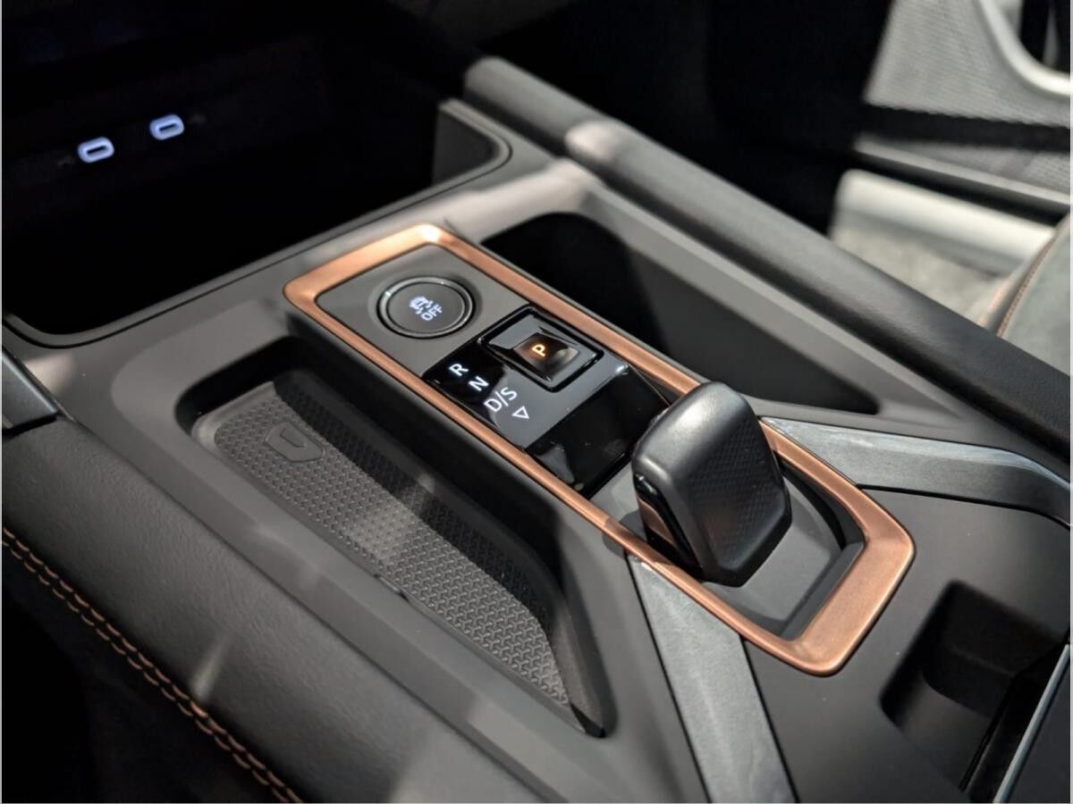 Cupra Leon SOFORT VERFÜGBAR! VZ Black Edition 1.5 e-Hybrid 200kW (272PS) 6-Gang DSG