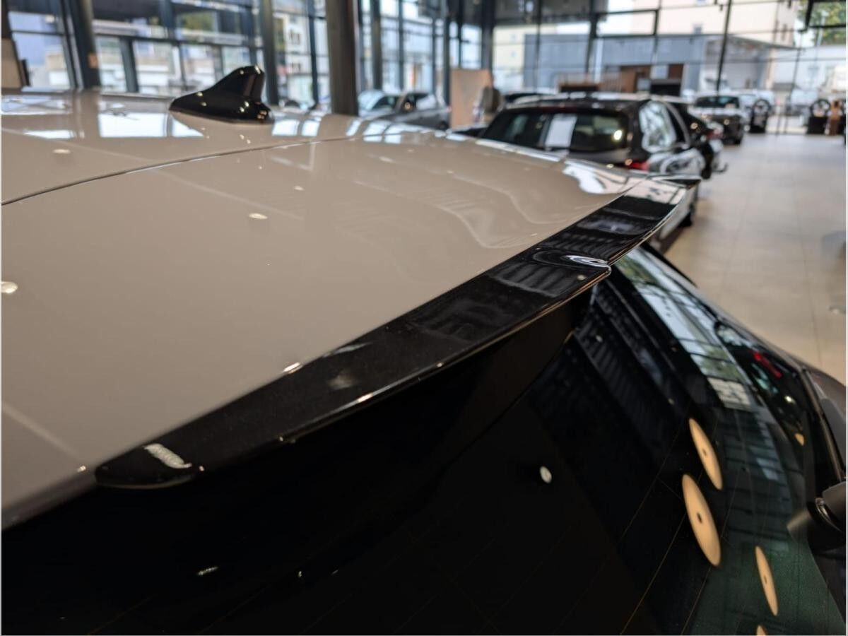 Cupra Leon SOFORT VERFÜGBAR! VZ Black Edition 1.5 e-Hybrid 200kW (272PS) 6-Gang DSG