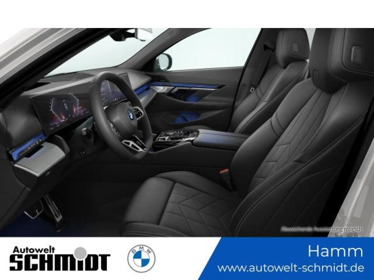 BMW i5 eDrive40 Touring M Sportpaket Panorama AHK