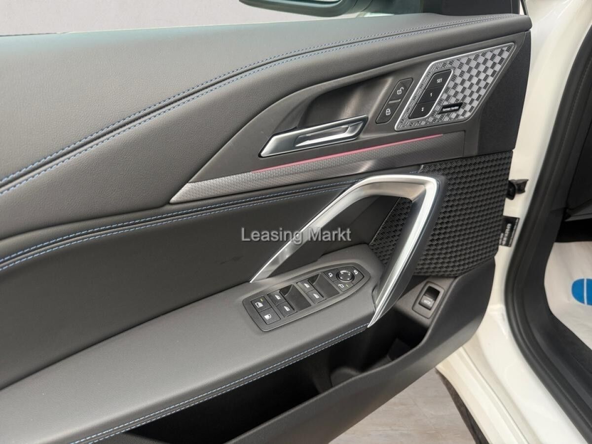 BMW X1 xDrive30e Steptronic M Sportpaket Head-Up AHK