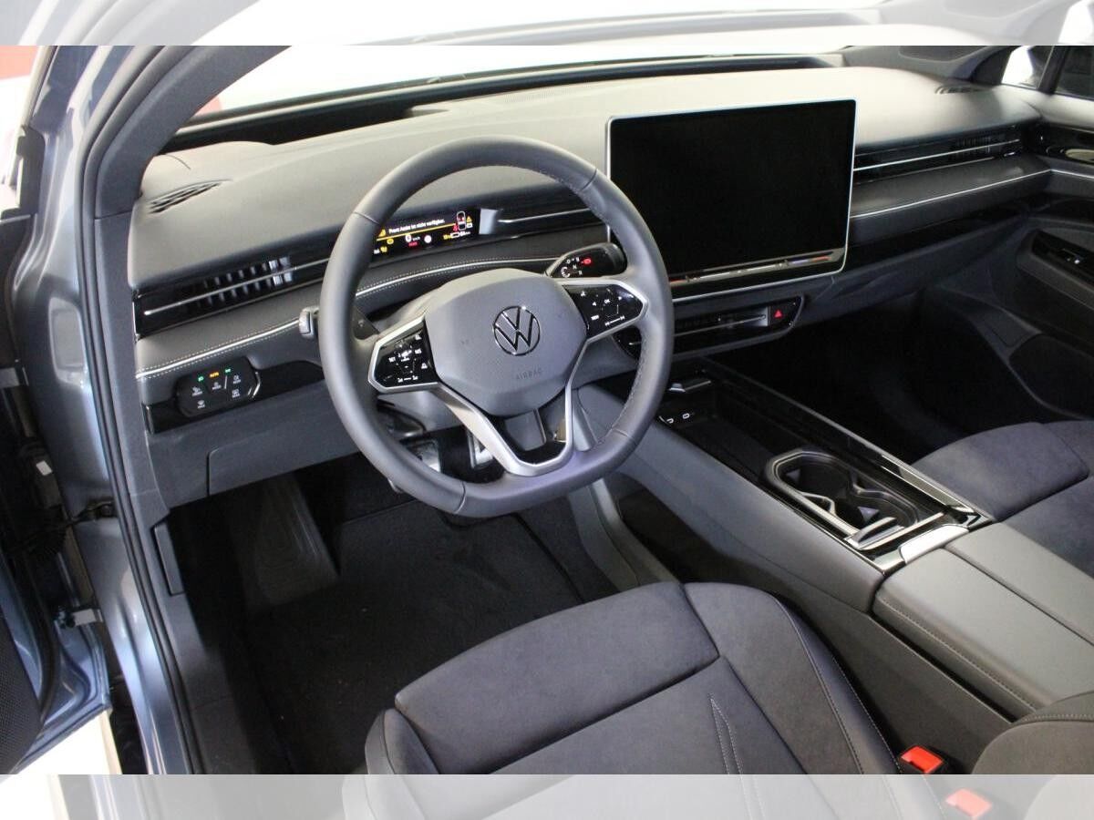 Volkswagen ID.7 Tourer Pro AHK INTERIEURPAKET EXTERIEURPAKET