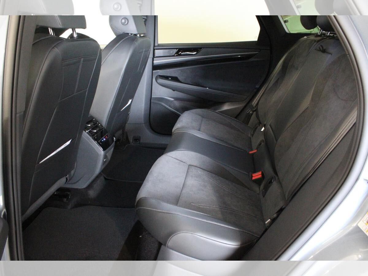 Volkswagen ID.7 Tourer Pro AHK INTERIEURPAKET EXTERIEURPAKET