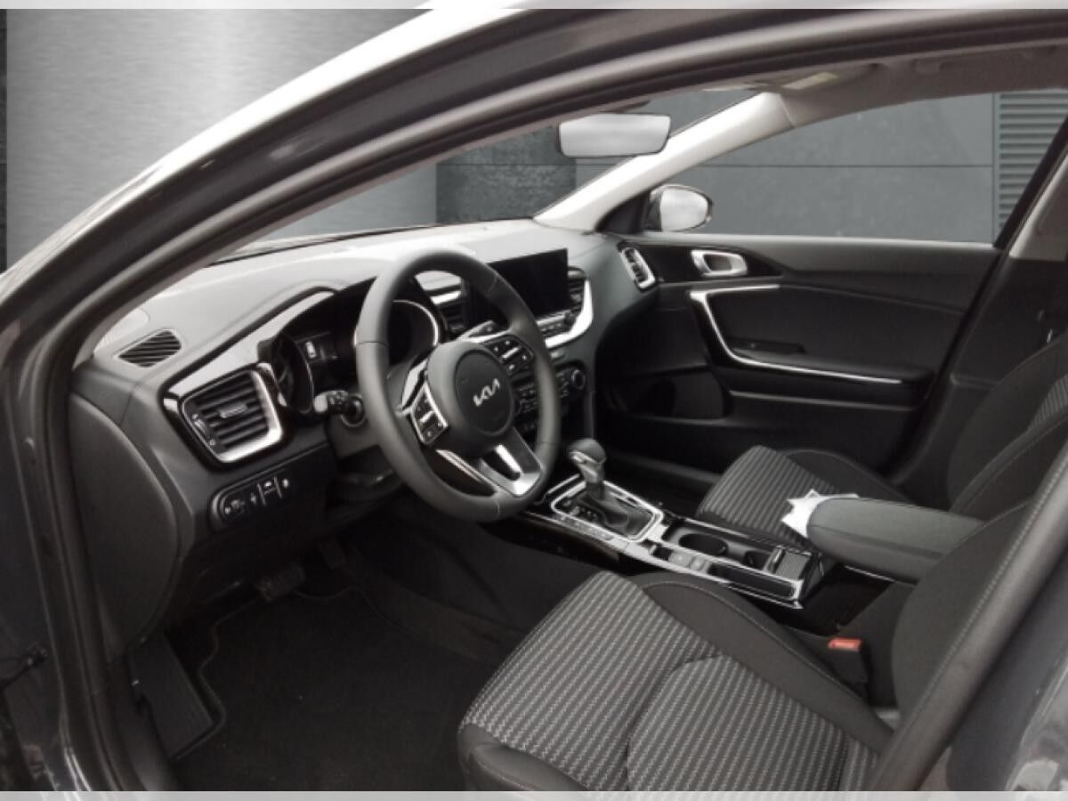 Kia Ceed SW 1.5T 48V DCT ULTIMATE Edition Style-Paket *BLACK WEEKS*