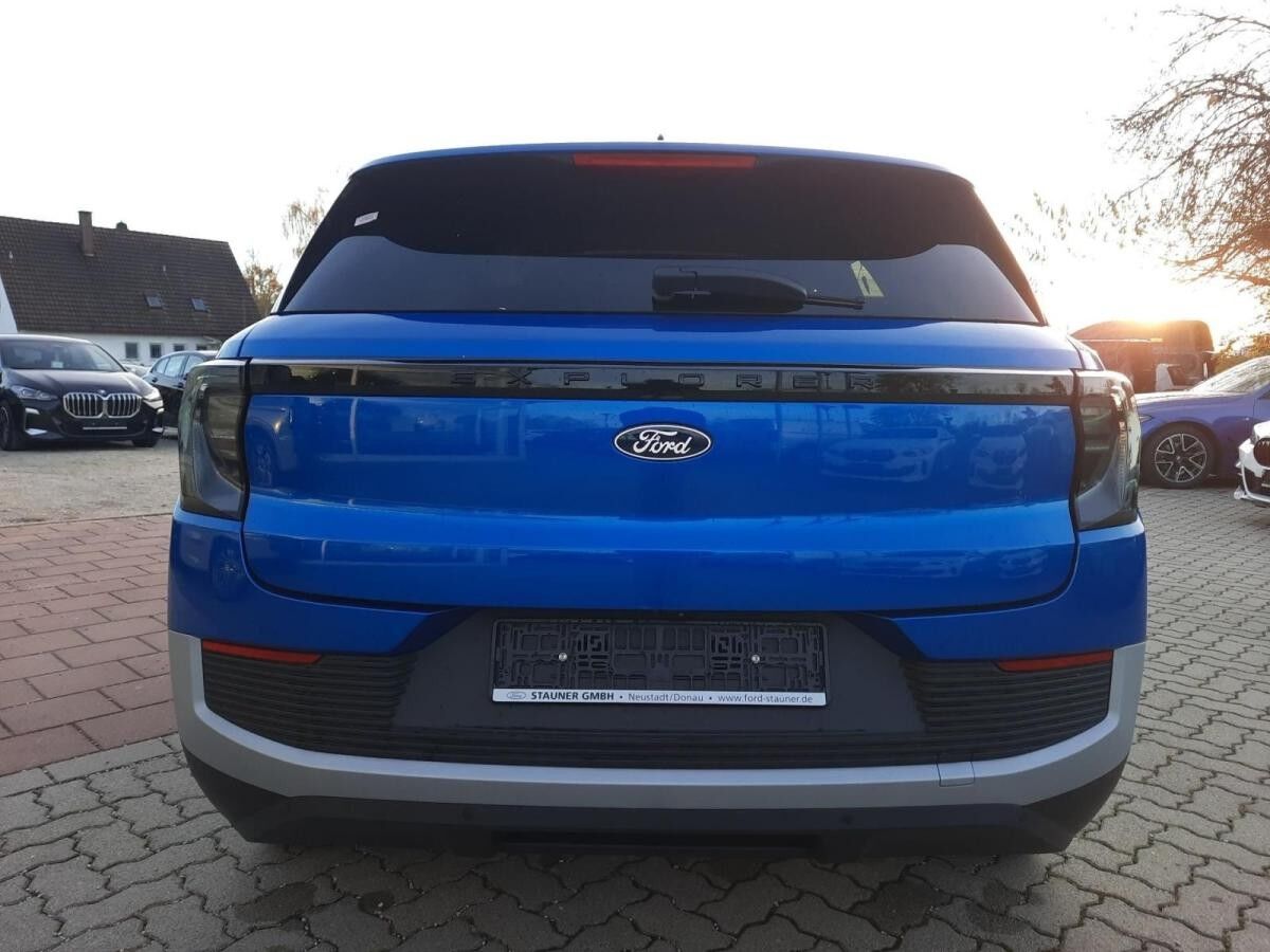 Ford Explorer RWD Premium H ACC Headup