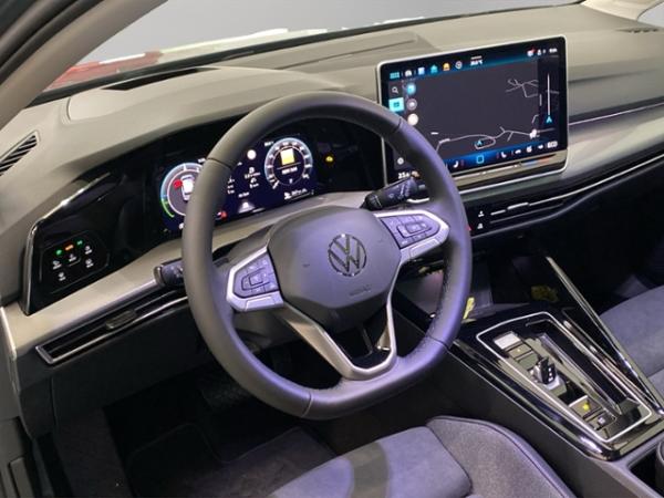 Volkswagen Golf VIII 1.5 eHybrid DSG Style KLIMA LED NAVI A