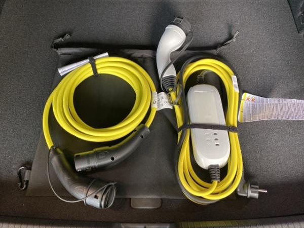 Volkswagen Golf VIII 1.5 eHybrid DSG Style KLIMA LED NAVI A