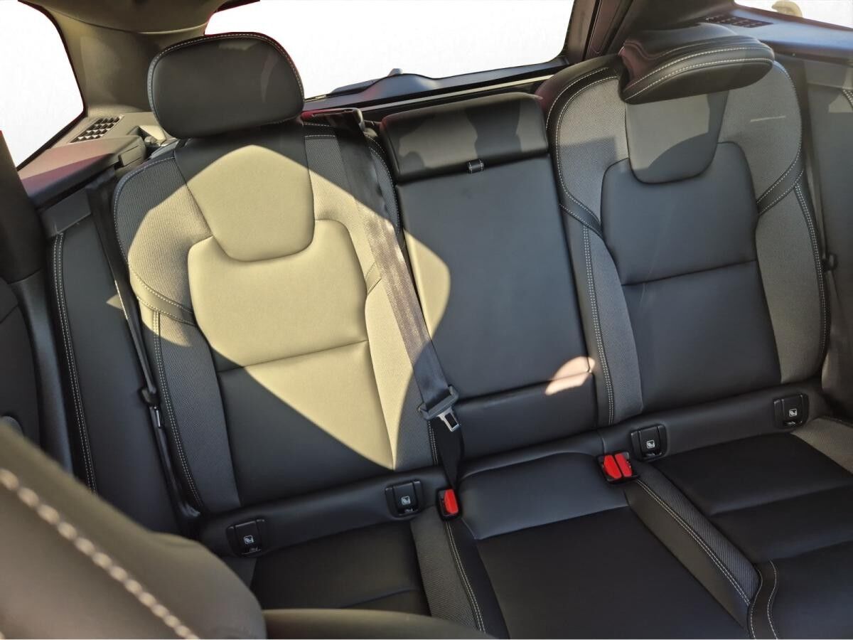 Volvo XC60 T8 AWD Black Deal ab 299€