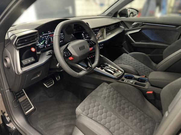 Audi RS3 Sportback MATRIX*Vmax290*RS-AGA*HuD*Keramik