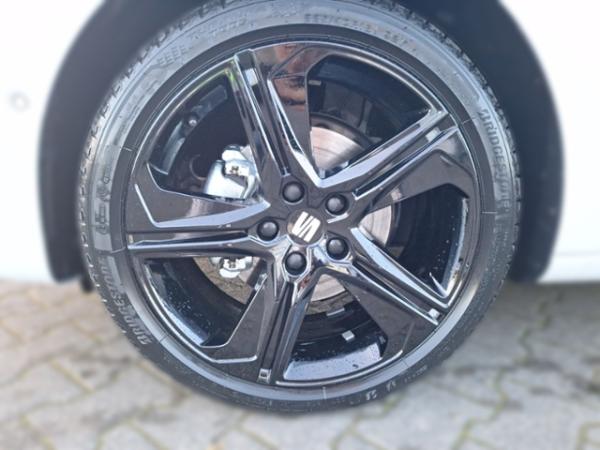 Seat Leon FR Black Edition 1.5eTSI 110kW (150 PS) *DSG*SHZ*RFK*NAVI*KESSY*CARPLAY*