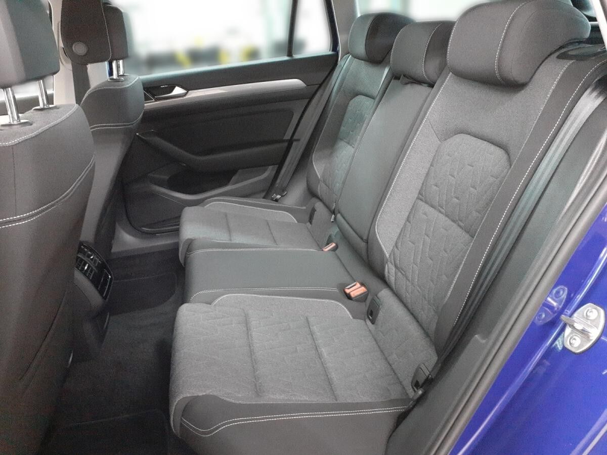 Volkswagen Passat Variant 2.0TDI Business *Navi*LED*R-Line