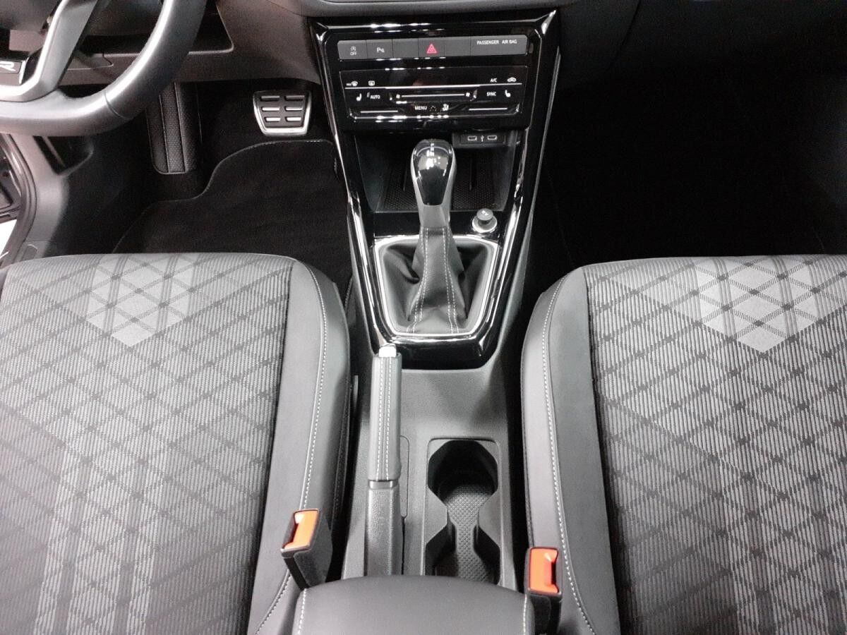 Volkswagen T-Cross 1.5TSI R-Line *2xKlima*LED*AHK*ACC*