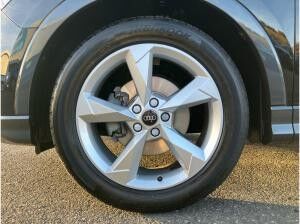 Audi Q3 advanced 35 TFSI S-tronic / Navi+, AHK, LED