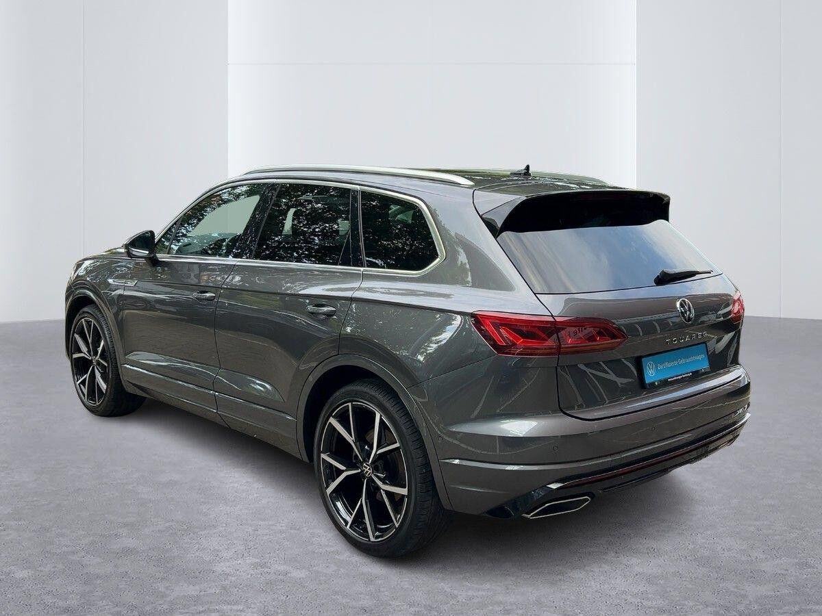 Volkswagen Touareg R-Line 3.0 V6 TDI 4M AHK/LM22"/PANO/HUD