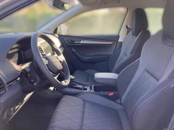 Skoda Karoq Tour 1,5TSI DSG ACC Varioflex Kamera AHK *SOFORT VERFÜGBAR*