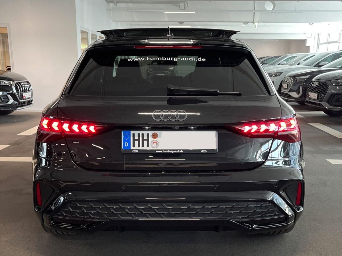 Audi A3 Sportback 35 TFSI 2xS LINE/MATRIX/PANO/SONOS