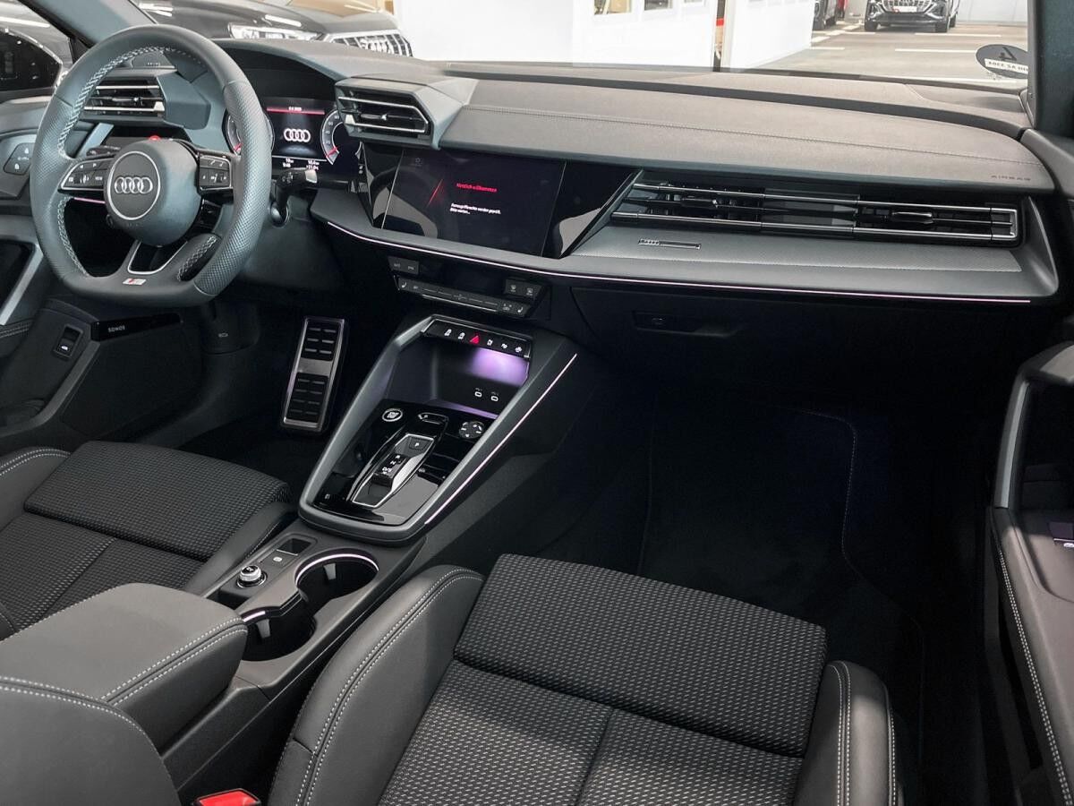 Audi A3 Sportback 35 TFSI 2xS LINE/MATRIX/PANO/SONOS