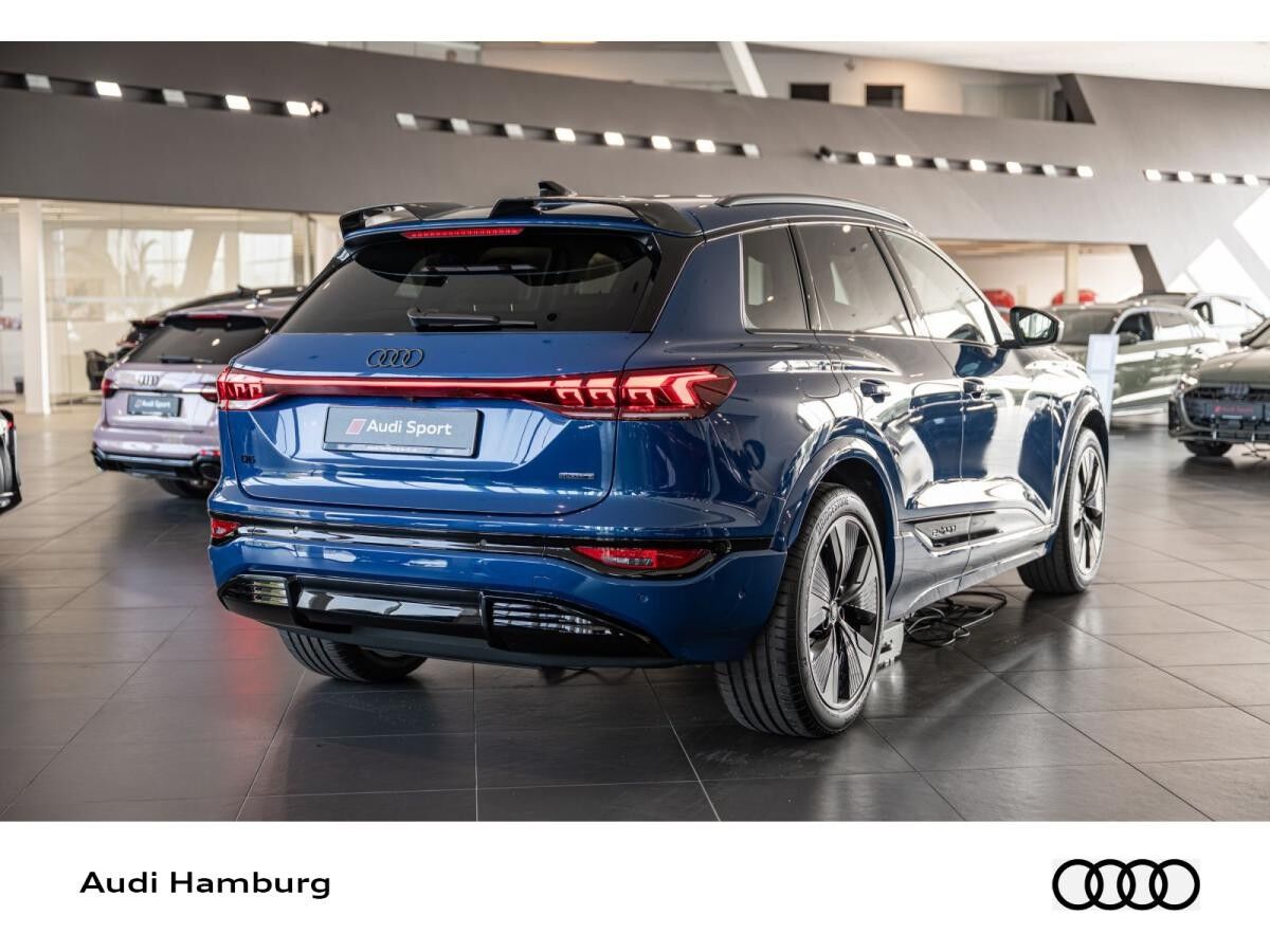 Audi Q6 e-tron Q6 SUV e-tron quattro *** Audi Q6 e-tron Q6 SUV e-tron quattro ***