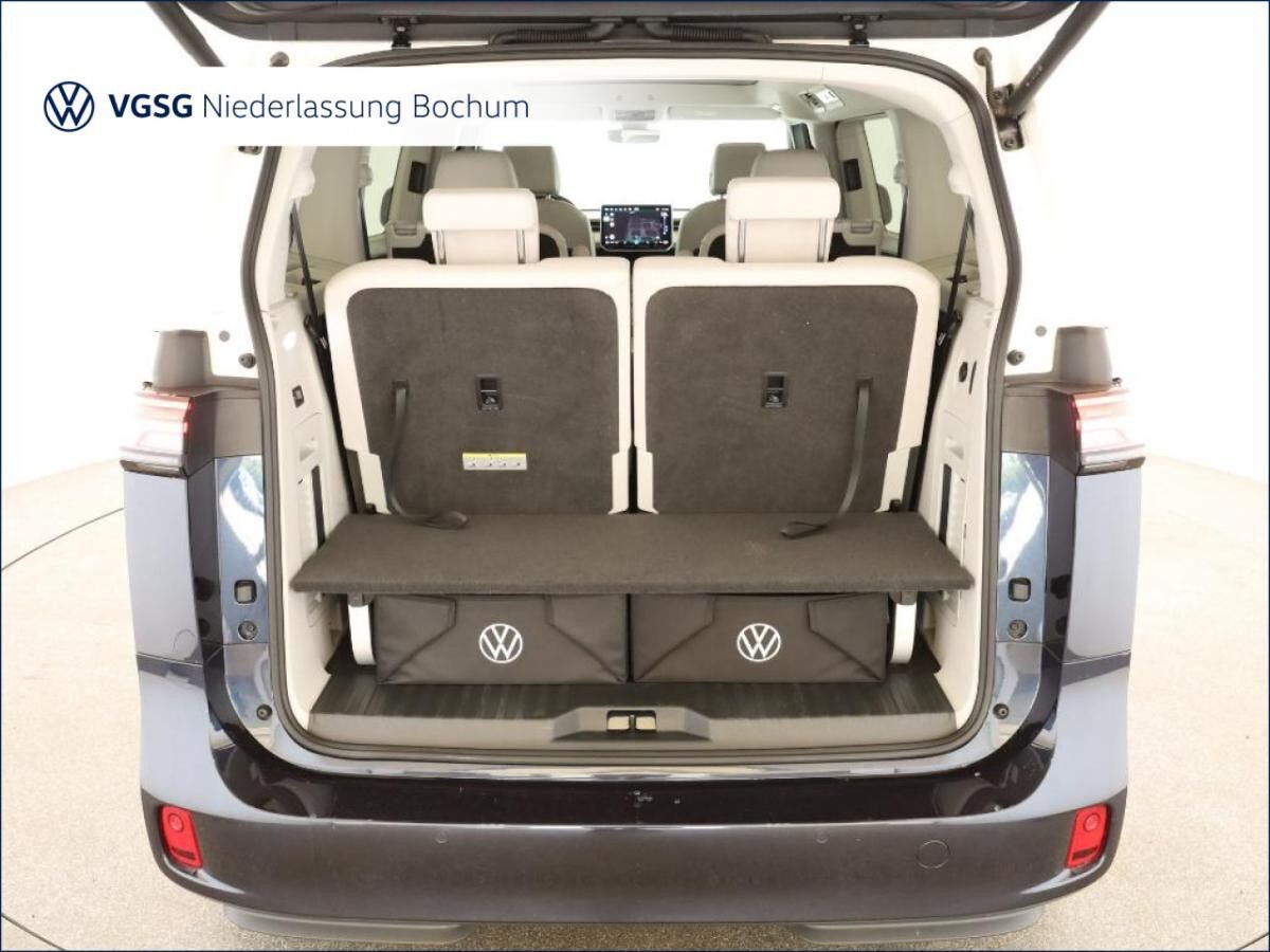 Volkswagen ID.Buzz ID. Buzz Pro Lang AHK ACC Pano Kamera 6Sitzer Navi