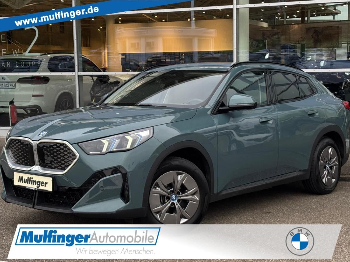 BMW iX2 x30 HUD ACC SurView LiveProf.Ha/Ka.AktivSitz