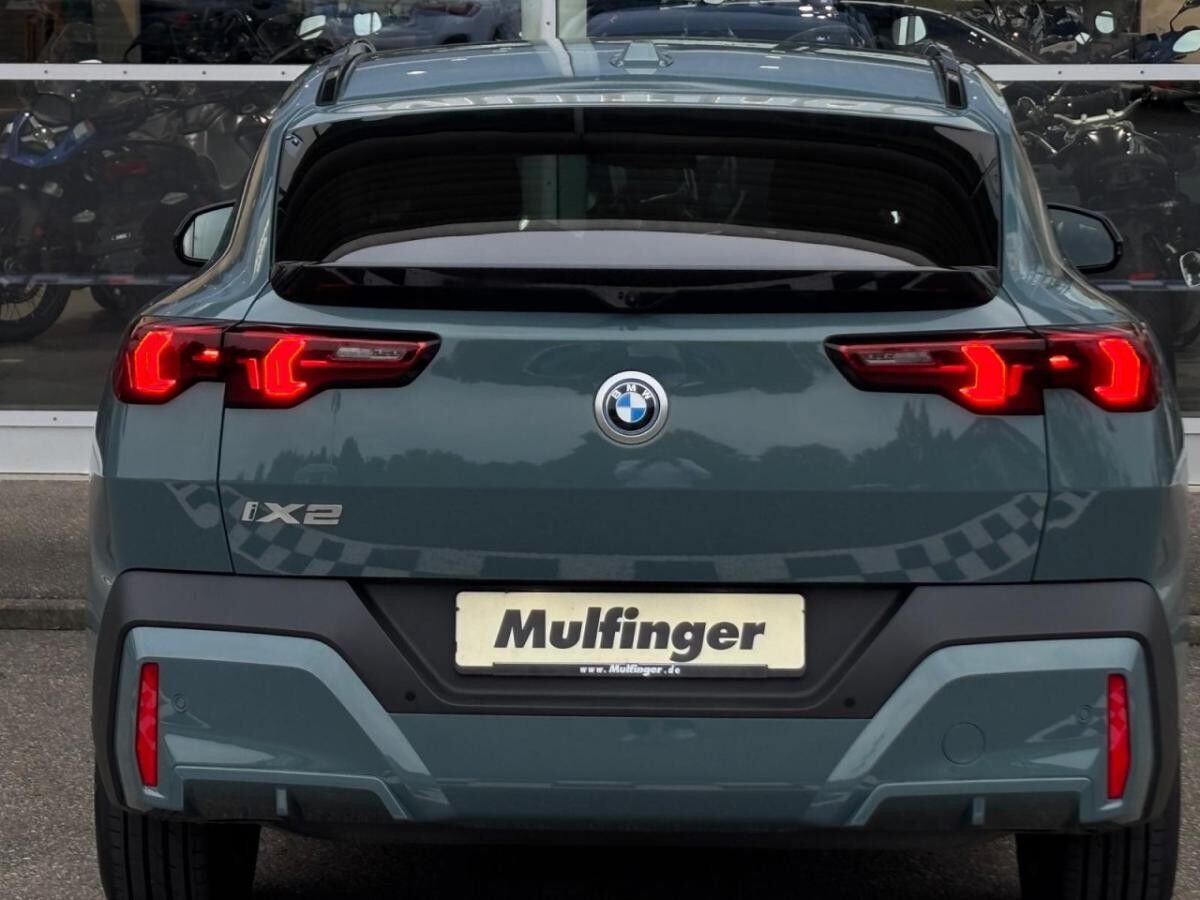 BMW iX2 x30 HUD ACC SurView LiveProf.Ha/Ka.AktivSitz