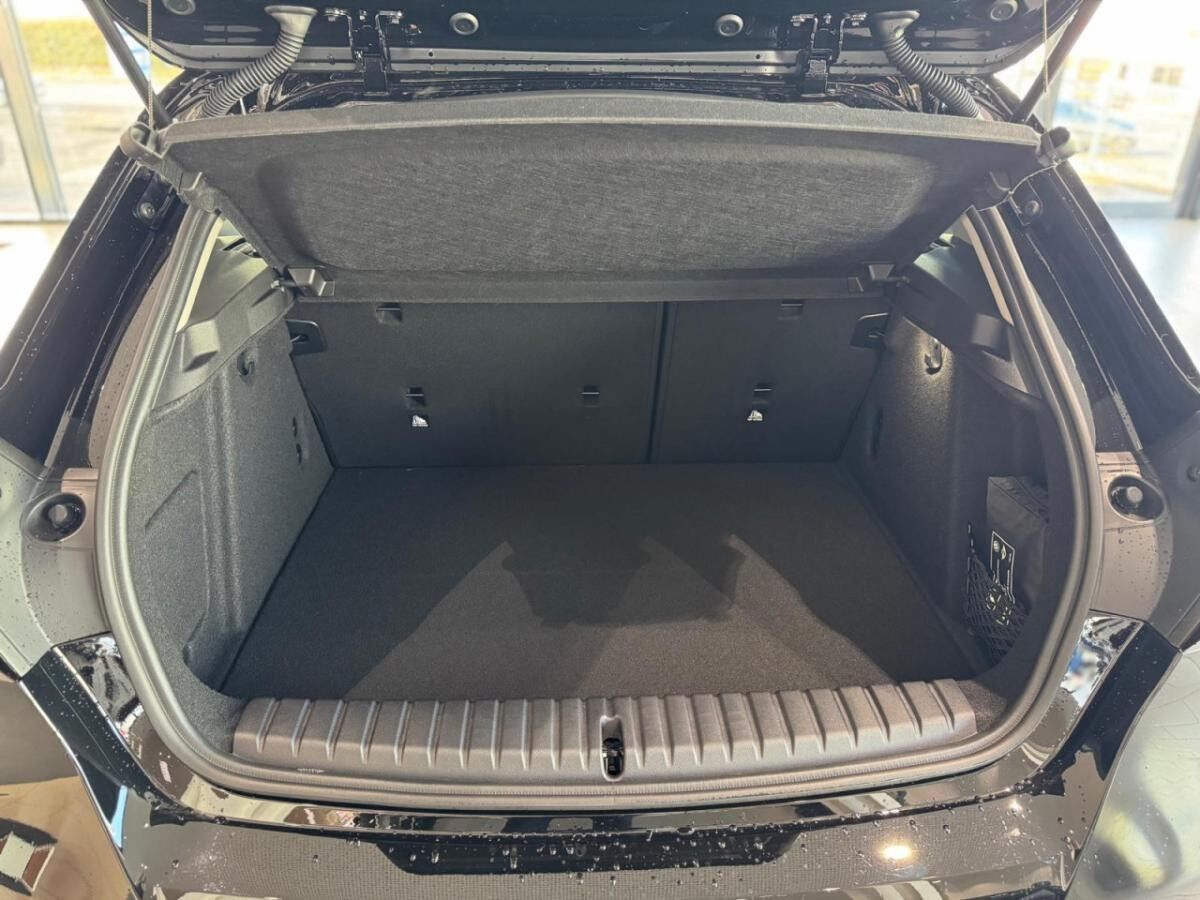 BMW 118 d Aut.Ad-LED Kamera Live-Widescreen Komfz.AHK