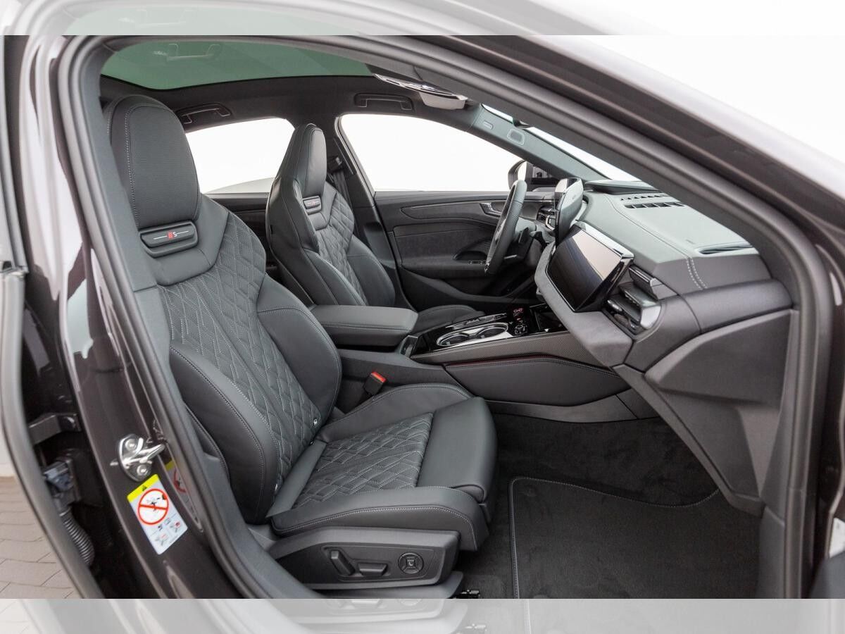 Audi A6 Limousine e-hybrid quattro S tronic