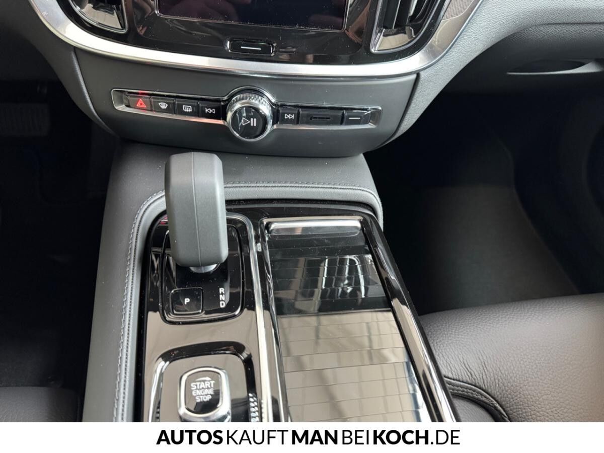 Volvo V60 T6 AWD Plug-in Hybrid Plus Bright