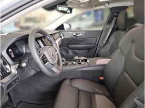 Volvo V60 Kombi Recharge Plug-In Hybrid AWD Plus Dark