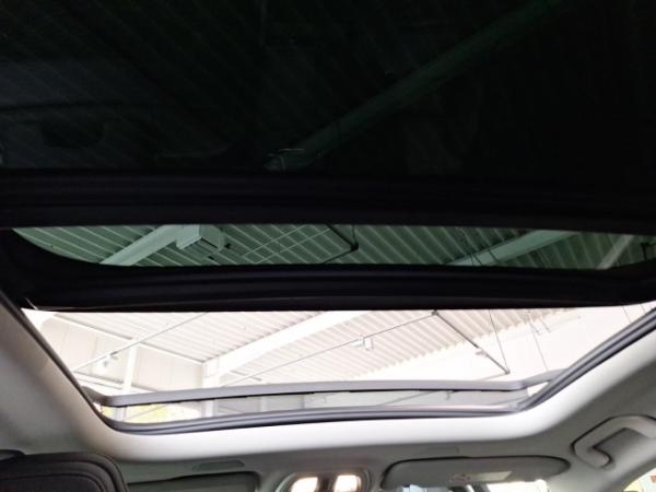 Volvo V60 Kombi Recharge Plug-In Hybrid AWD Plus Dark