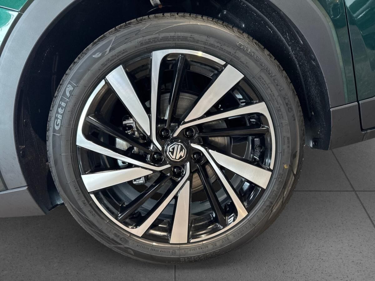 MG ZS 1.5 Hybrid+ Luxury, *HYBID-HYPE BIS ZUM 30.11.2025*