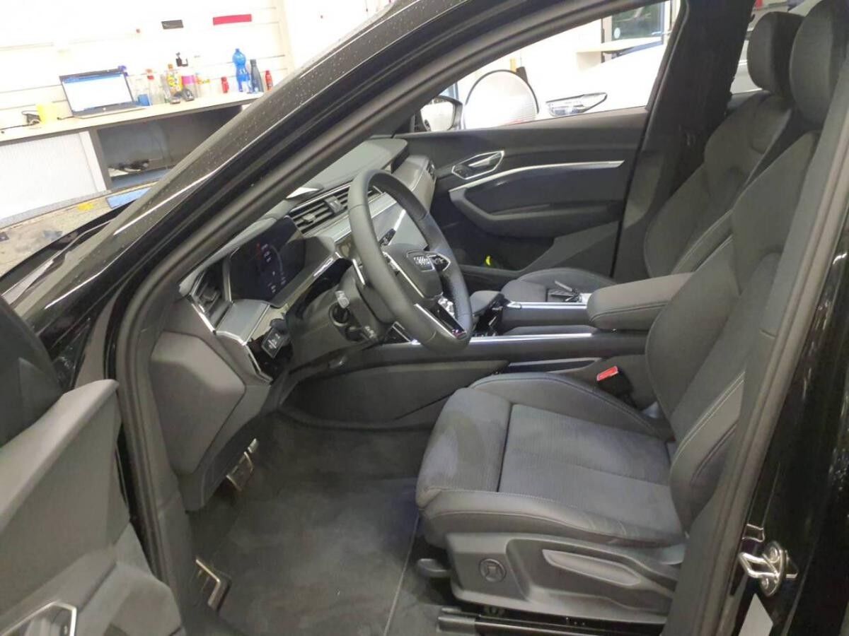 Audi Q8 e-tron ⚡️55 e-tron quattro 300 kW⚡️ - Advanced❗️sofort verfügbar❗️🎁Inkl. Überführungkosten🎁