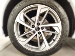 Audi Q3 35 TFSI S tronic S line LED Navi DAB PDC Sitzheizung