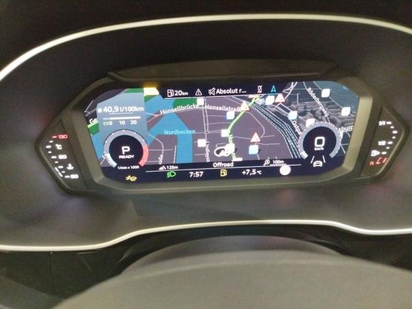 Audi Q3 35 TFSI S tronic S line LED Navi DAB PDC Sitzheizung