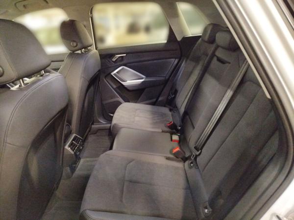Audi Q3 35 TFSI S tronic S line LED Navi DAB PDC Sitzheizung