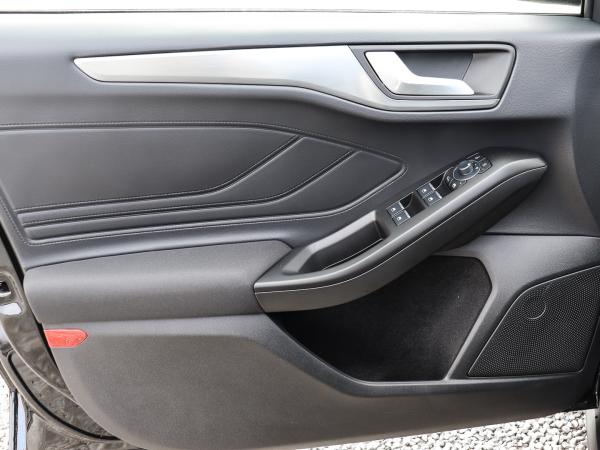Ford Focus Titanium Edition 155PS Automatik **Auslauf-Aktion**