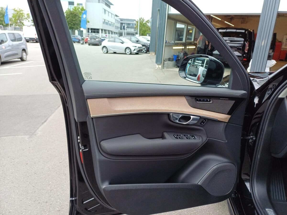 Volvo XC90 Sofort mit AHK und Luftfahrwerk inkl. W&V! XC90 T8 AWD Plus Bright Auto