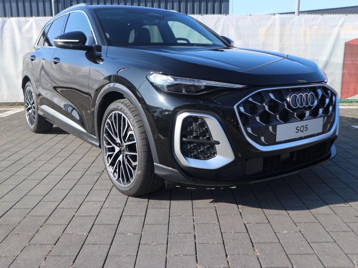 Audi SQ5 SUV TFSI S tronic*PANO*LUFT*TECH PRO*HuD* Audi SQ5 SUV TFSI S tronic*PANO*LUFT*TECH PRO*HuD*