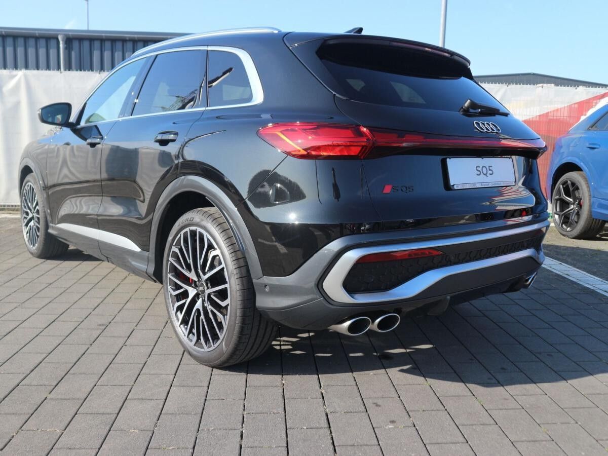 Audi SQ5 SUV TFSI S tronic*PANO*LUFT*TECH PRO*HuD* Audi SQ5 SUV TFSI S tronic*PANO*LUFT*TECH PRO*HuD*