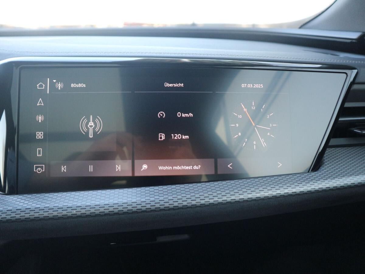 Audi SQ5 SUV TFSI S tronic*PANO*LUFT*TECH PRO*HuD* Audi SQ5 SUV TFSI S tronic*PANO*LUFT*TECH PRO*HuD*