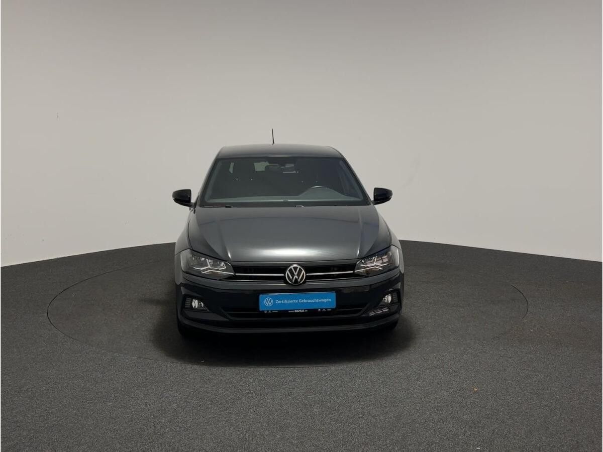 Volkswagen Polo VI 1.0 TSI Active CarPlay Virt PDC Kamera