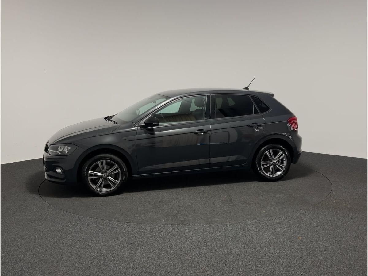 Volkswagen Polo VI 1.0 TSI Active CarPlay Virt PDC Kamera