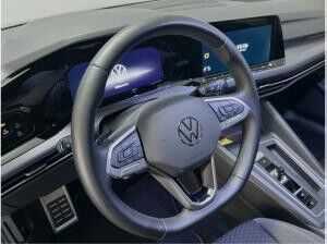 Volkswagen Golf VIII 1.5 eTSI Lim. Active ACC LED Navi Virt