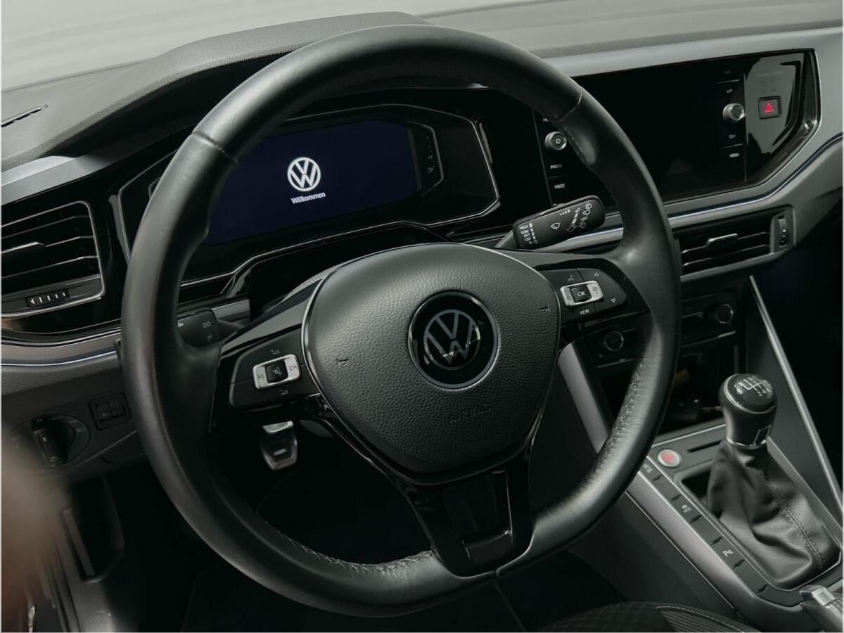 Volkswagen Polo VI 1.0 TSI Active CarPlay Virt PDC Kamera